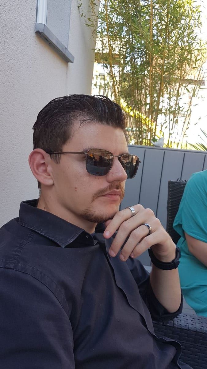 Profil de Alseny, 35 ans, Cruising gay à Flobecq (Hainaut)
