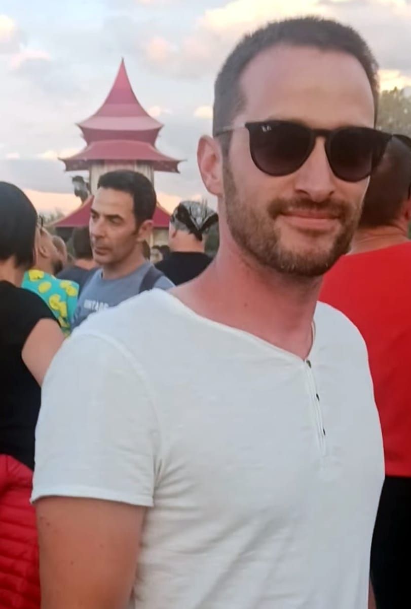 Kassem - Cruising gay à Lierneux Profil de Kassem, 44 ans, Cruising gay à Lierneux (Liège)