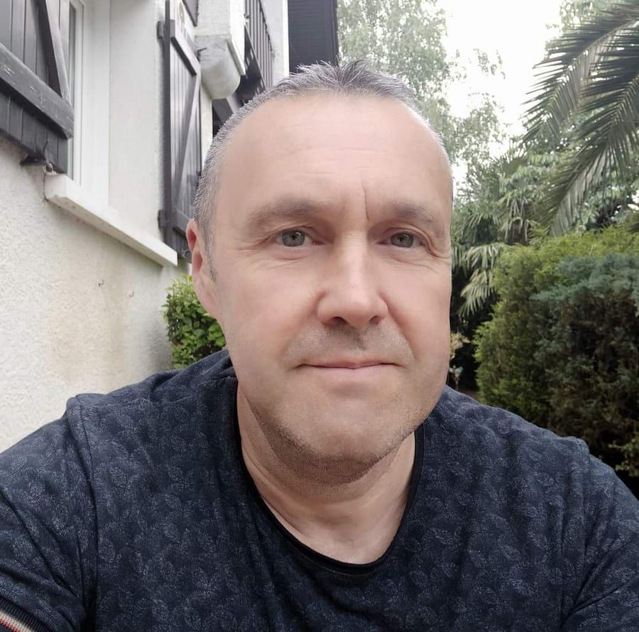 Patrix - Cruising gay à Pont-à-Celles Profil de Patrix, 44 ans, Cruising gay à Pont-à-Celles (Hainaut)