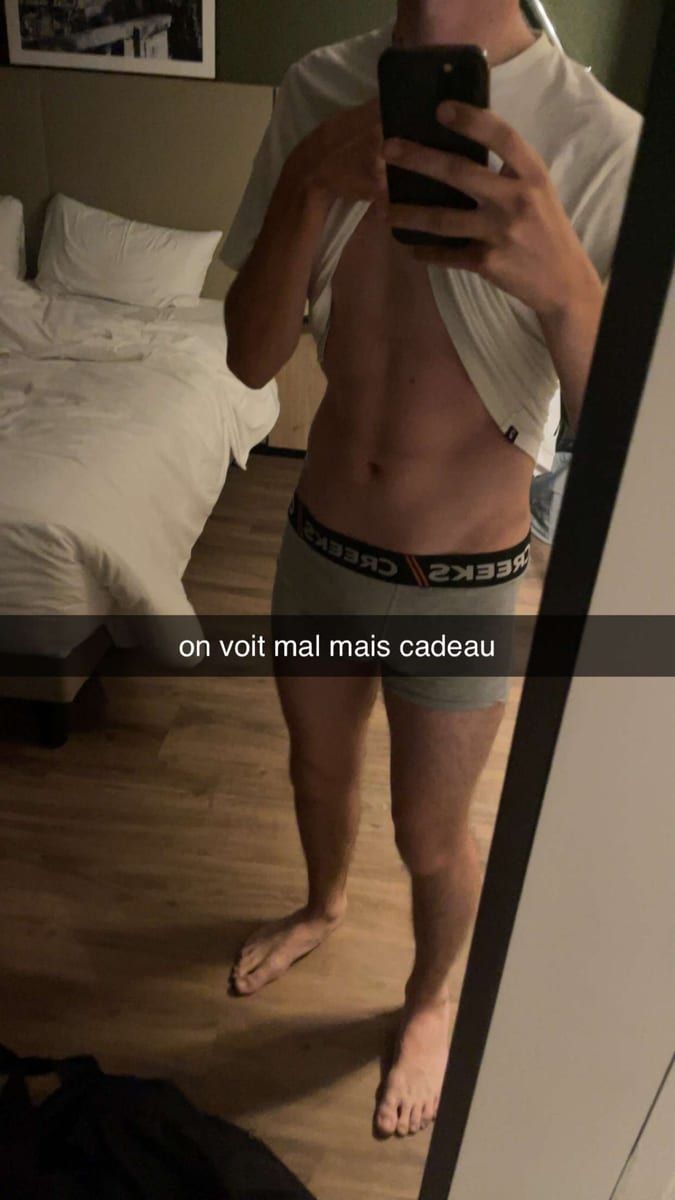 Profil de Florentino, 25 ans, Cruising gay à Andenne (Namur)
