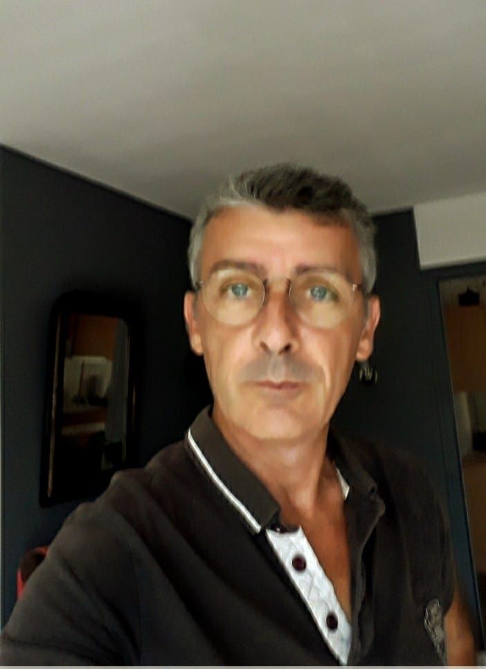 Sullyvane - Cruising gay à Leuze-en-Hainaut Profil de Sullyvane, 36 ans, Cruising gay à Leuze-en-Hainaut (Hainaut)