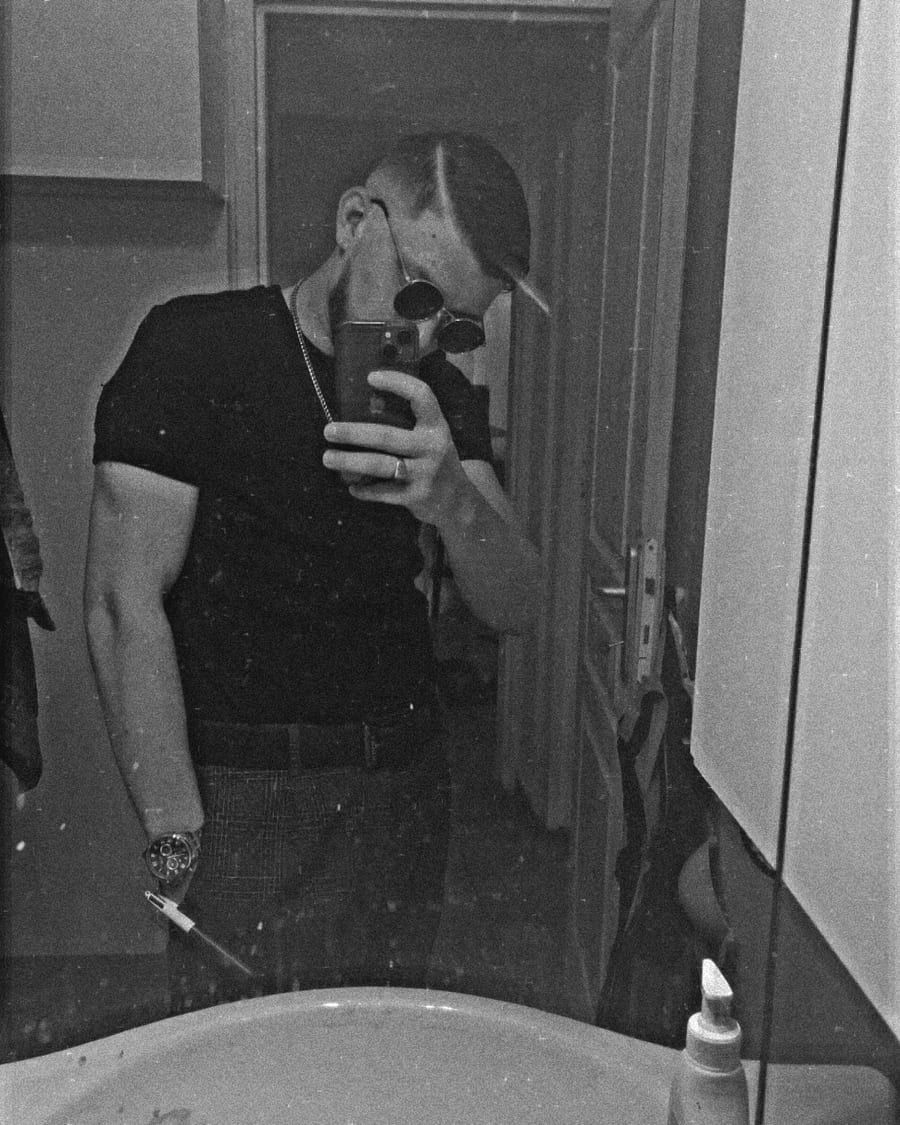 Sasha - Cruising gay à Marche-en-Famenne Profil de Sasha, 34 ans, Cruising gay à Marche-en-Famenne (Luxembourg)