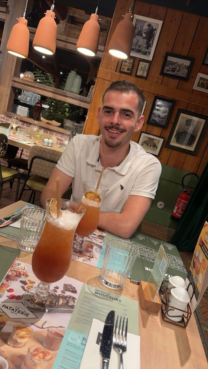 Profil de Zacharya, 31 ans, Cruising gay à Onhaye (Namur)