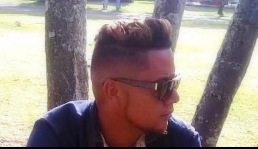 Tyron - Cruising gay à Nassogne Profil de Tyron, 43 ans, Cruising gay à Nassogne (Luxembourg)
