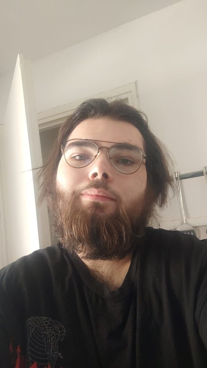 Profil de Mariano, 25 ans, Cruising gay à Herstal (Liège)