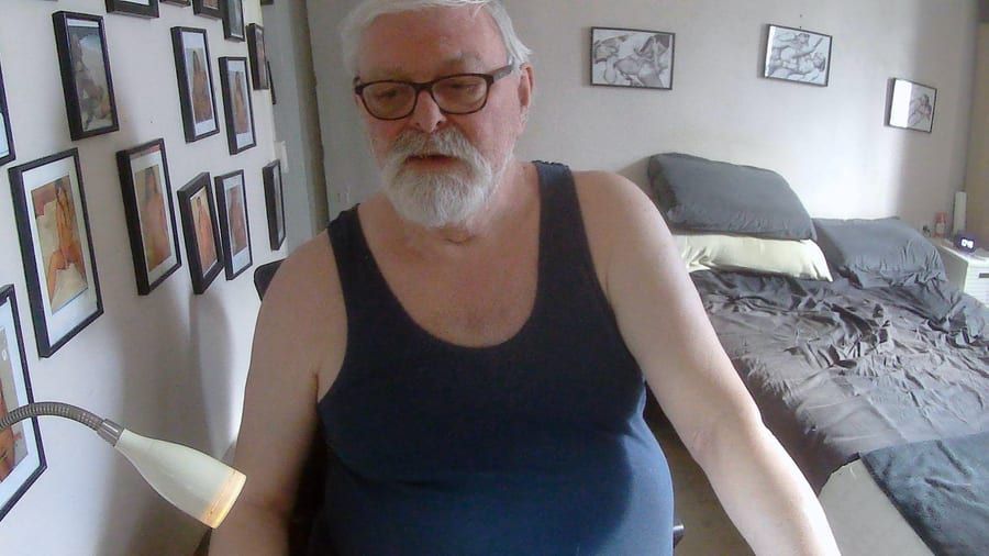 Haim - Cruising gay à Mont-Saint-Guibert Profil de Haim, 34 ans, Cruising gay à Mont-Saint-Guibert (Brabant wallon)