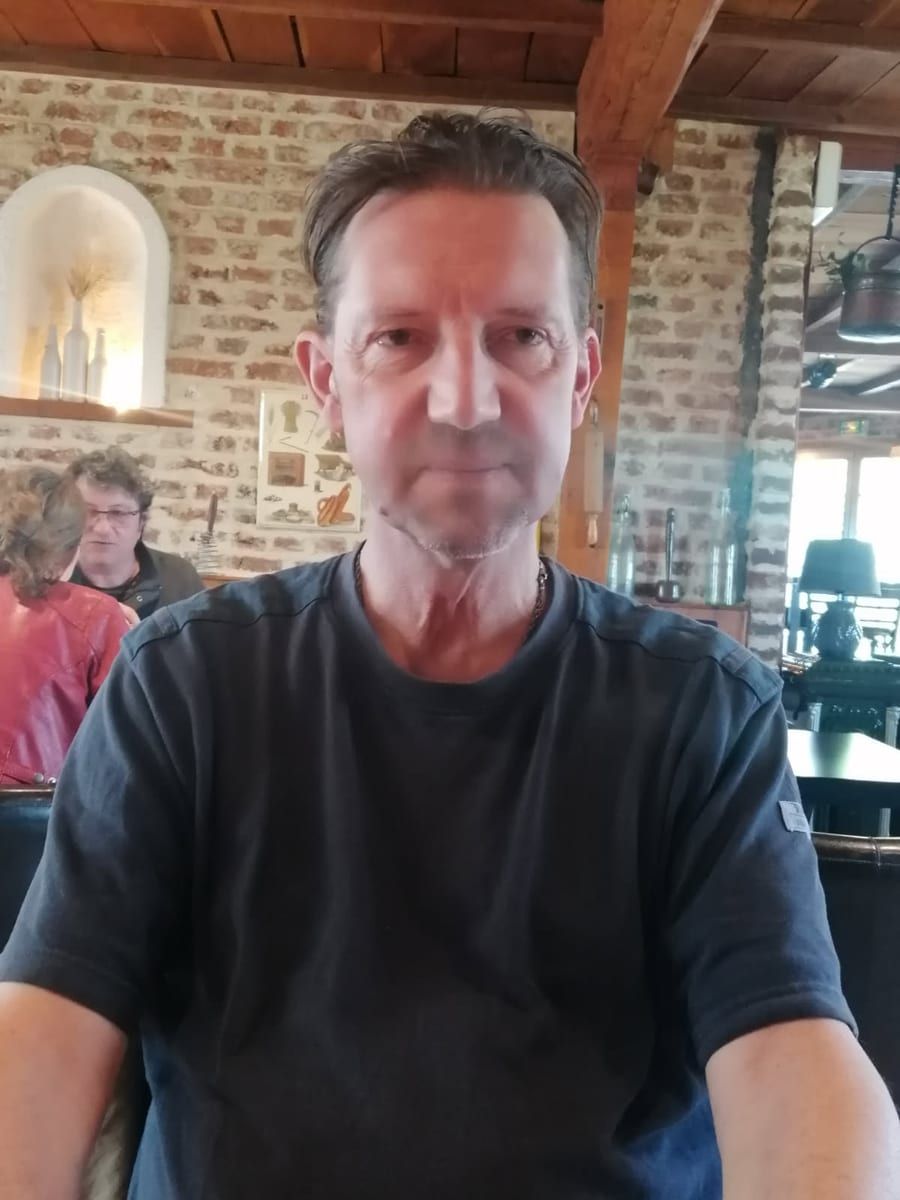 Allann - Cruising gay à Baelen Profil de Allann, 32 ans, Cruising gay à Baelen (Liège)