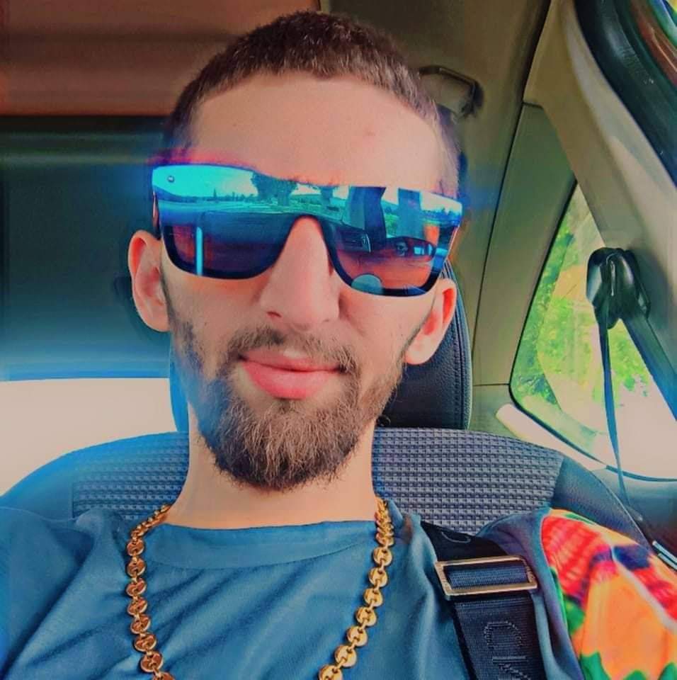 Profil de Sedric, 32 ans, Cruising gay à Stavelot (Liège)