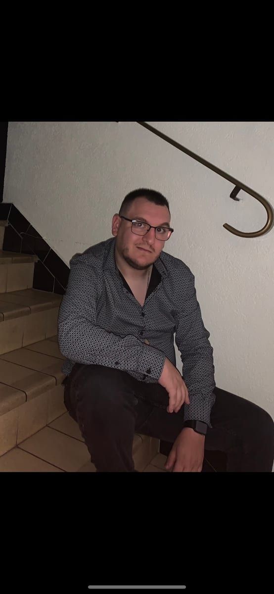 Profil de Charley, 32 ans, Cruising gay à Rouvroy (Luxembourg)
