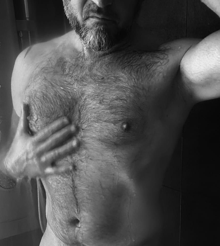 Younn - Cruising gay à Sivry-Rance Profil de Younn, 33 ans, Cruising gay à Sivry-Rance (Hainaut)