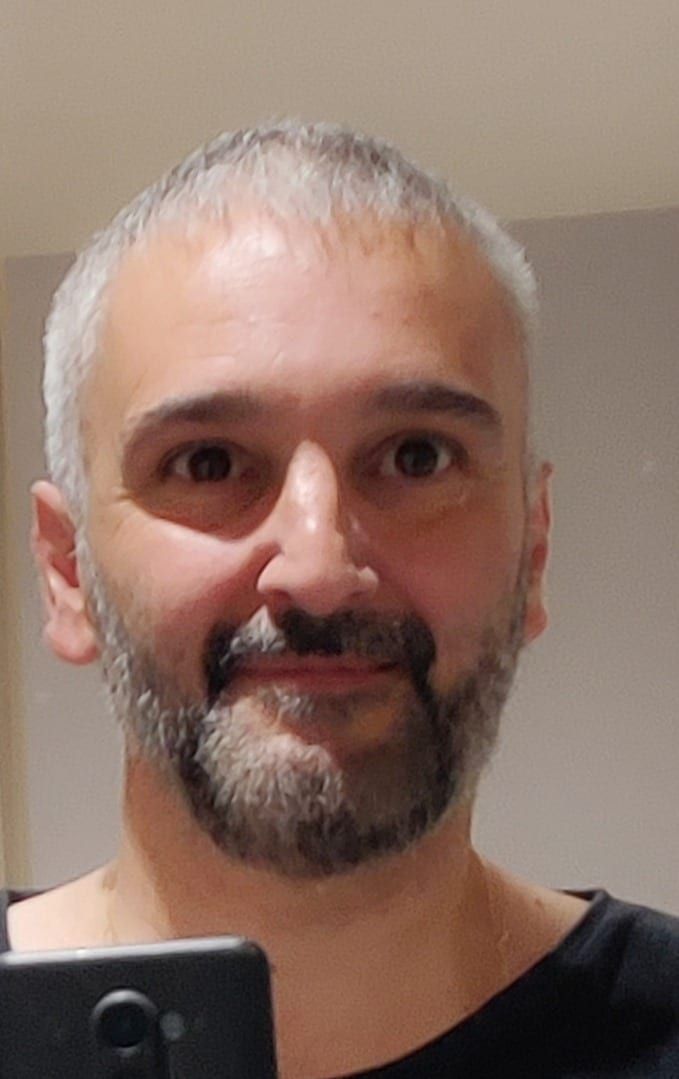 Haron - Cruising gay à Woluwe-Saint-Lambert Profil de Haron, 39 ans, Cruising gay à Woluwe-Saint-Lambert (Bruxelles-Capitale)