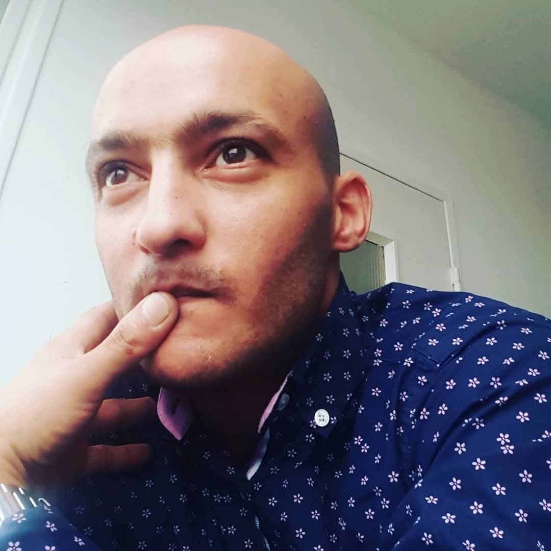 Profil de Hendryck, 40 ans, Cruising gay à Lontzen (Liège)