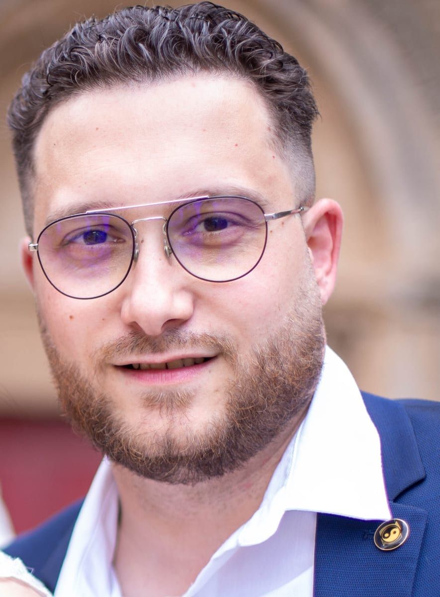 Jean-florian - Cruising gay à Welkenraedt Profil de Jean-florian, 30 ans, Cruising gay à Welkenraedt (Liège)